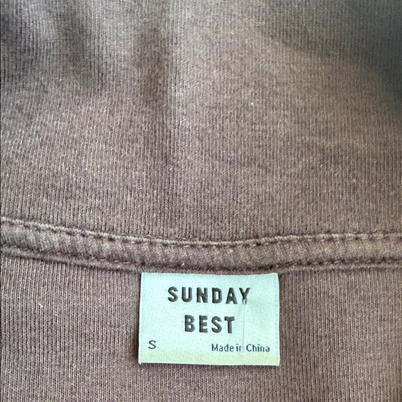 Aritzia Sunday best Chocolate Brown Half-Zip Long Sleeve Top - Picture 2 of 3